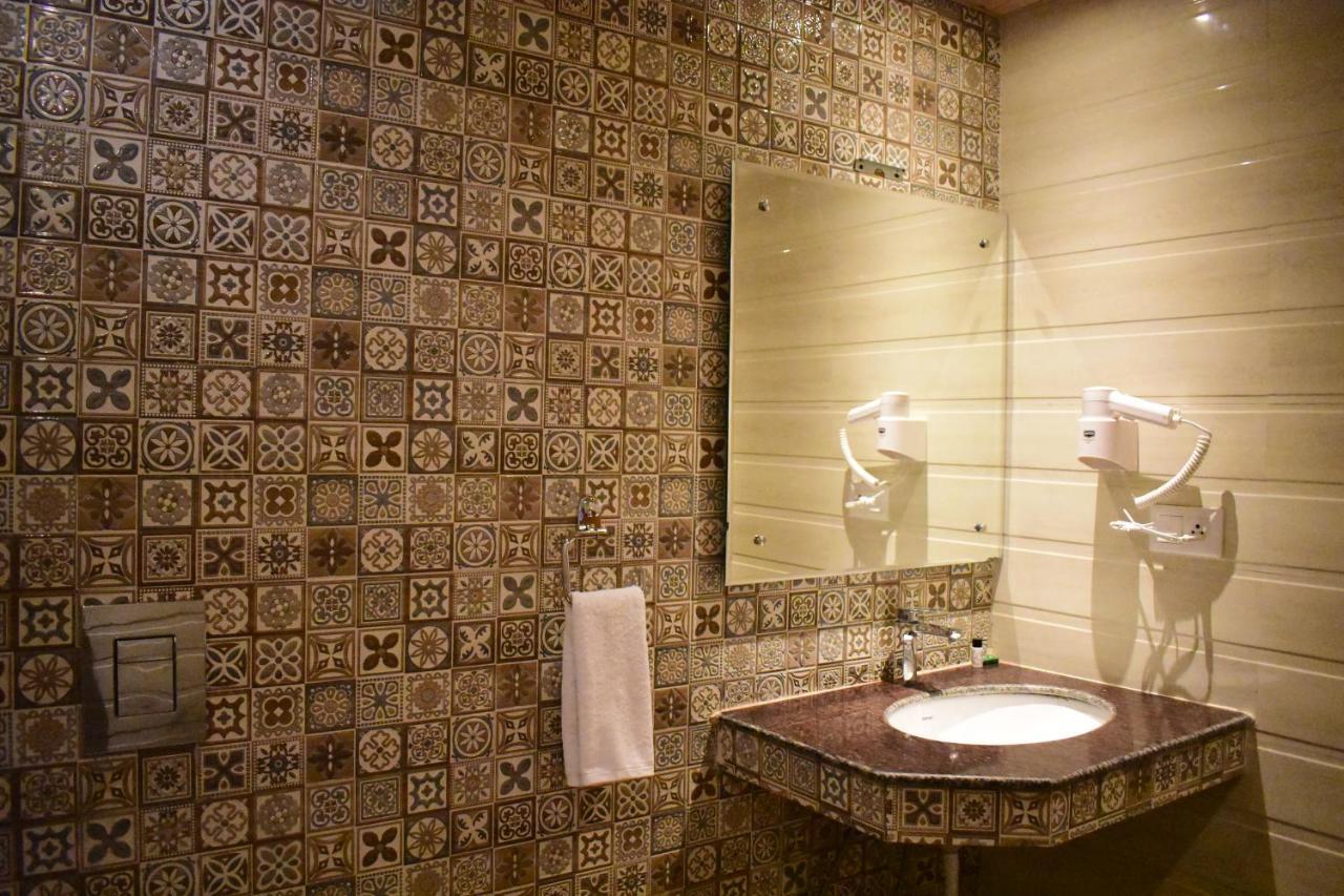 Aaroham The Watergate Hotel Bhīm Tāl Εξωτερικό φωτογραφία
